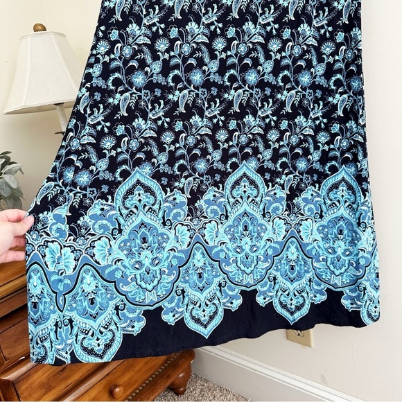 Chico’s Navy & Light Blue Floral Paisley Print Maxi Dress Size Small - Picture 4 of 9